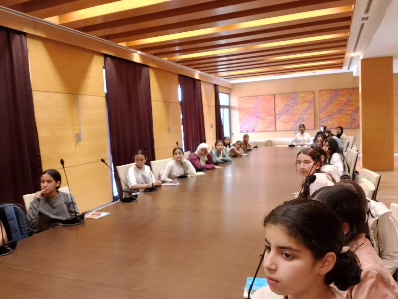 Séance de la journée de l'éducation financière dans une salle de Bank Al-Maghrib